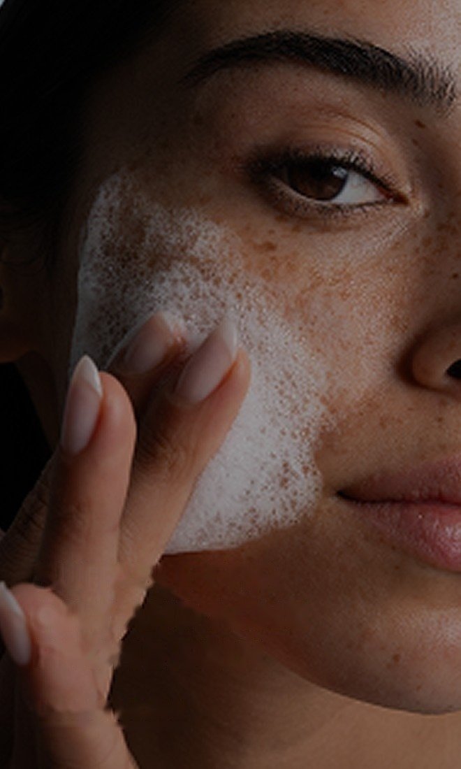 /-/media/project/loreal/brand-sites/lrp/emea/gr/products/effaclar/effaclar-supramolecular-cleanser/330x550_flip_card1_deskto.jpeg
