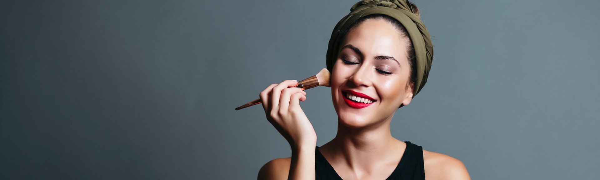Make-up banner
